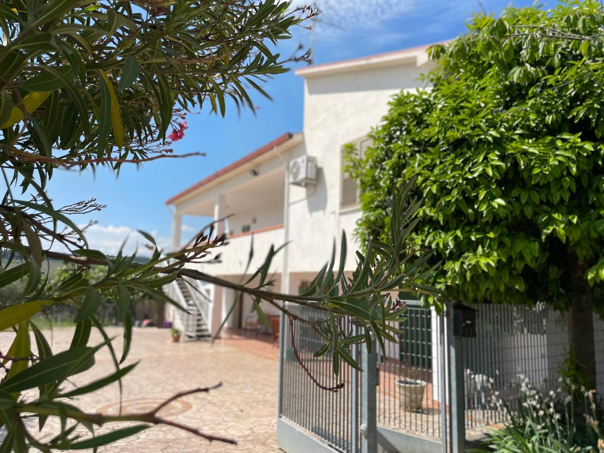 La Casa Di Michela Villa Torino di Sangro Exterior photo